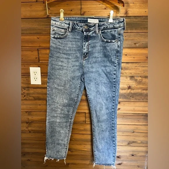 Carley Jean Los Angeles Jeans woman’s size 13 acid wash distressed at bottom - Picture 1 of 9